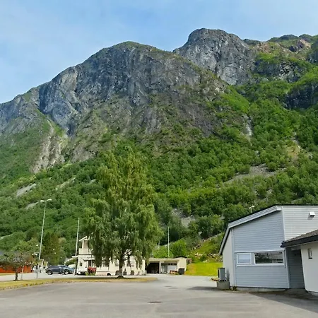 Norddalstunet شقة Norddal